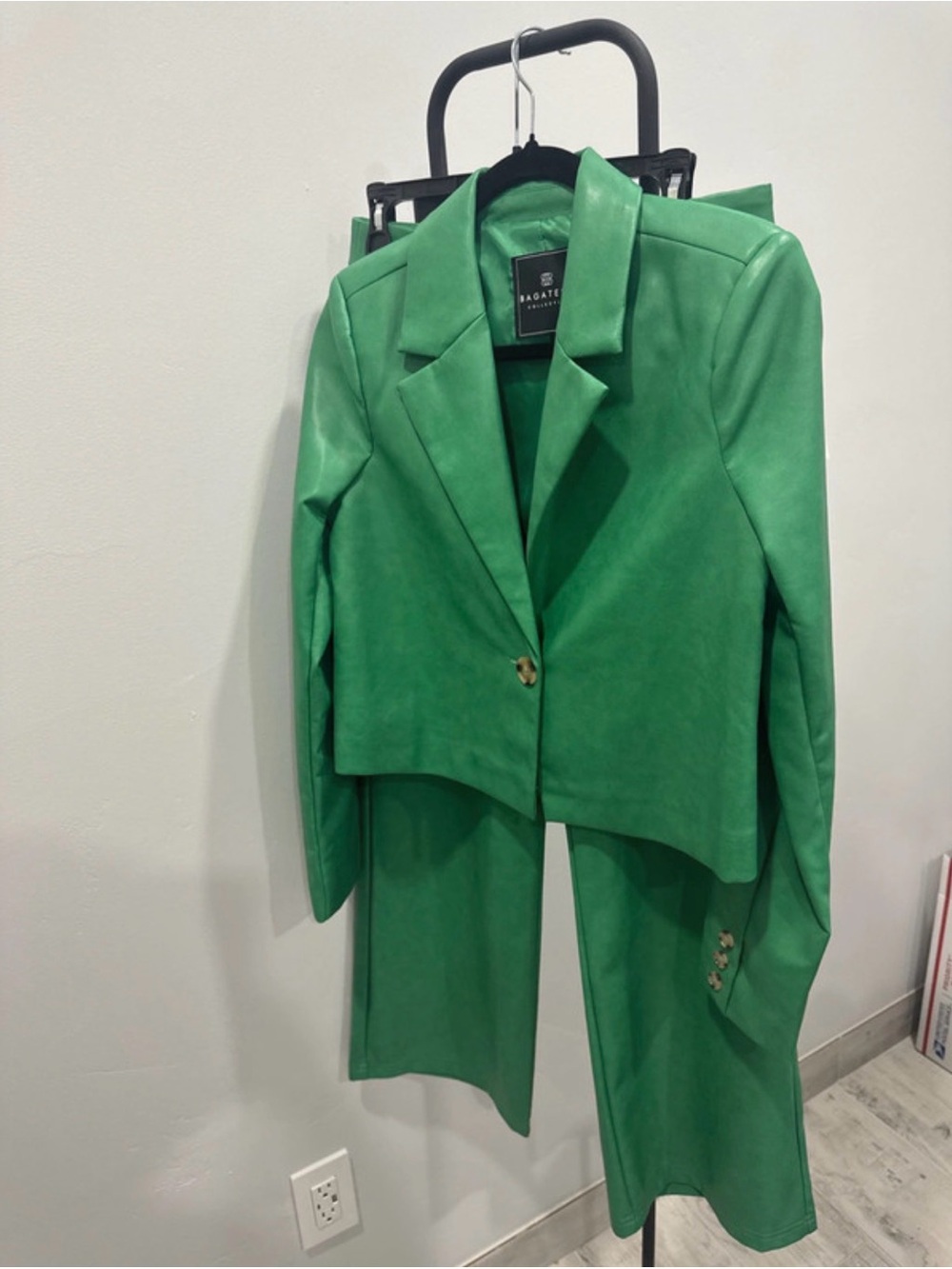 Bagatelle Bright Green Cropped Blazer and Matching Pants